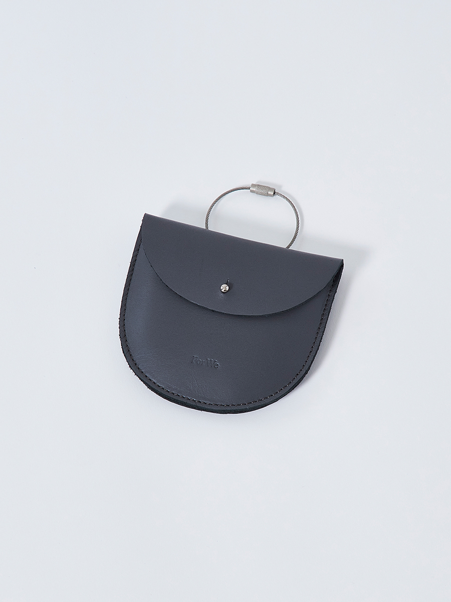 ＜数量限定販売＞<br>Waste Leather Pouch -Round-